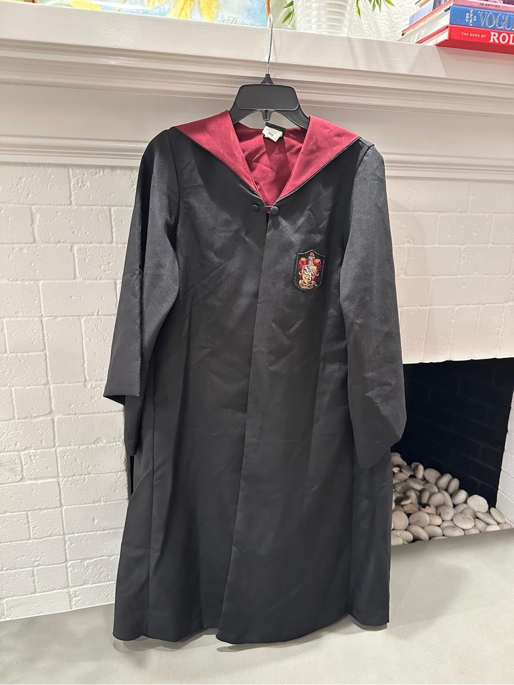 Authentic Gryffindor robe, size XXS. Worn once. EUC